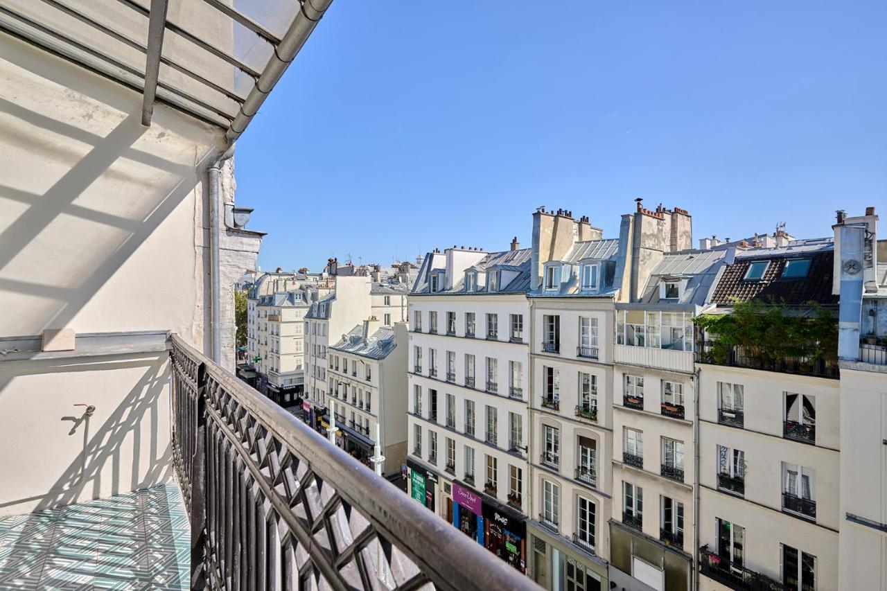 Apartment Center Of Paris With Terrace By Studio Prestige Eksteriør billede