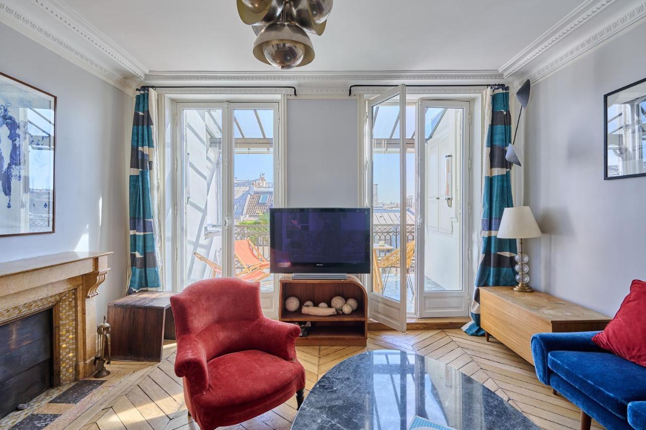 Apartment Center Of Paris With Terrace By Studio Prestige Eksteriør billede